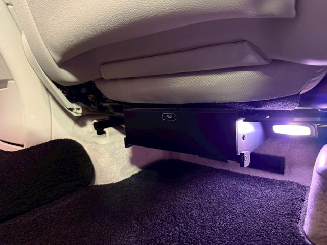 Gクラス G63 AMGレザーエクスクルーシブパッケージ 艶消しブラックラッピング(55枚目)