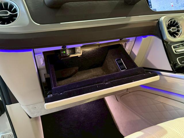 Gクラス G63 AMGレザーエクスクルーシブパッケージ 艶消しブラックラッピング(57枚目)