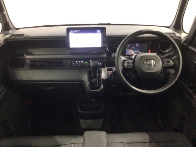 Ｎ－ＢＯＸカスタム コーディネートスタイル　ＨＳＥＮＳＩＮＧ２ト－ン新車保証試乗車　オートクルーズ　ワンオーナー　フルセグ対応　Ｗ電動ドア　シートヒータ　ＬＥＤ　ＥＳＣ　リアカメラ　ＥＴＣ　整備記録簿　ＤＶＤ　エアコン　サイドエアバック　ＵＳＢ（9枚目）