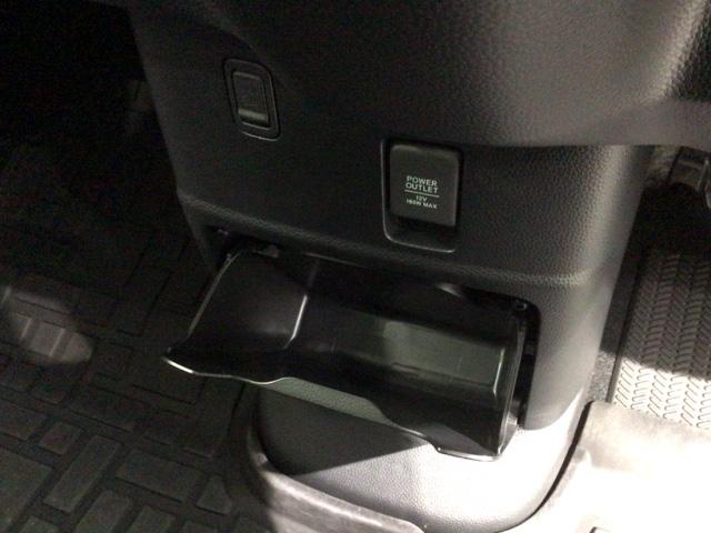 Ｎ－ＢＯＸカスタム Ｌターボスタイル＋ブラック　ＨＳＥＮＳＩＮＧ最長５年保証ワンオ－ナ－　ターボエンジン　スマ－トキ－　エアバック　横滑り防止機能　ナビ＆ＴＶ　サイドカーテンエアバック　ＵＳＢ接続　クルーズコントロール　助手席エアバッグ　地デジ（29枚目）