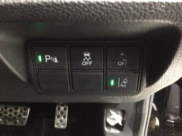 横滑り防止装置がついています。いざという時に安心ですね。