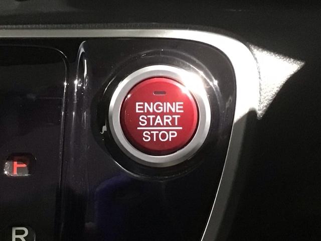 ワンプッシュでエンジンのスタート、ストップが出来て便利です。