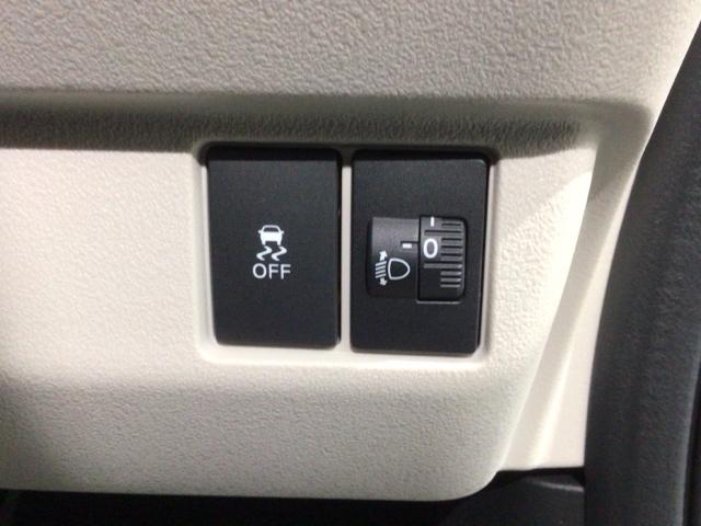 横滑り防止装置がついています。いざという時に安心ですね。