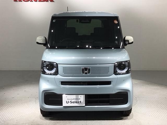 ＨＳＥＮＳＩＮＧ　新車保証　試乗車　ワンオ−ナ−　ナビＬＸＵ−２４２ＮＢＩ　ＴＶ　Ｒカメラ　ＣＤ録音　ＢＴオーディオ　ＤＶＤ　シ−トヒ−タ−　ＥＴＣ　ＬＥＤライト　ＶＳＡ　クルコン　スマ−トキ−