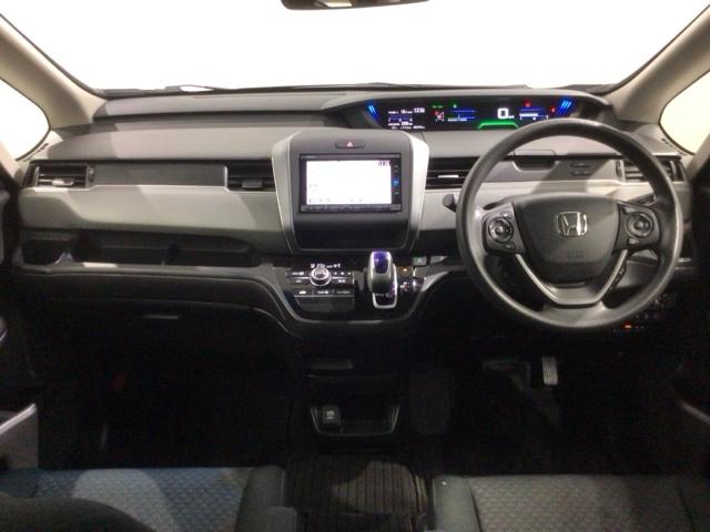 フリード+ハイブリッド ハイブリッドG・ホンダセンシング 1年保証 ワンオ-ナ- ナビVXM-174VFi TV Rカメラ BTオ-ディオ DVD ETC LEDライト 両側電動ドア VSA クルコン スマ-トキ- 盗難防止装置 整備記録簿 AAC 衝突軽減(9枚目)