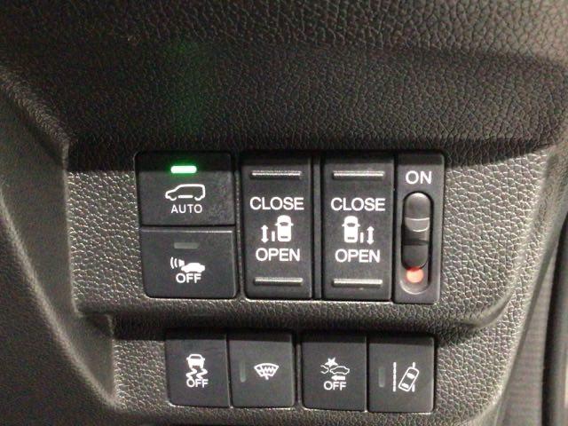 フリード+ハイブリッド ハイブリッドG・ホンダセンシング 1年保証 ワンオ-ナ- ナビVXM-174VFi TV Rカメラ BTオ-ディオ DVD ETC LEDライト 両側電動ドア VSA クルコン スマ-トキ- 盗難防止装置 整備記録簿 AAC 衝突軽減(13枚目)