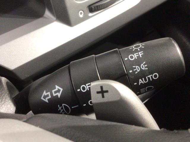 ステップワゴンスパーダ パワーエディション　１年保証　ナビＶＸＭ－１３５ＶＦＮｉ　ＴＶ　Ｒカメラ　ＣＤ録音　ＤＶＤ　ＥＴＣ　ＨＩＤ　両側電動ドア　ＶＳＡ　アルミ　キ－レス　盗難防止装置　整備記録簿　ＡＡＣ　ドアバイザ－　Ｗエアバッグ　横滑り防止（10枚目）