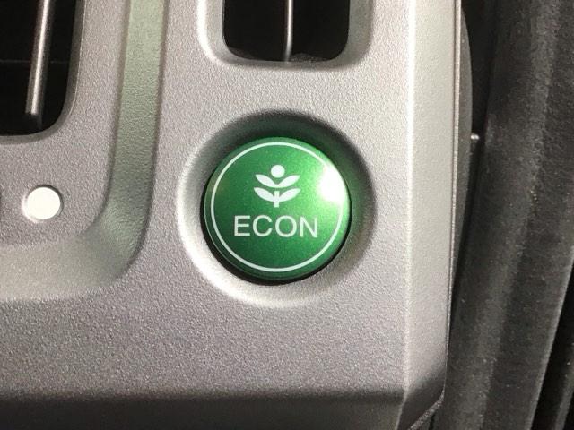 ステップワゴンスパーダ パワーエディション　１年保証　ナビＶＸＭ－１３５ＶＦＮｉ　ＴＶ　Ｒカメラ　ＣＤ録音　ＤＶＤ　ＥＴＣ　ＨＩＤ　両側電動ドア　ＶＳＡ　アルミ　キ－レス　盗難防止装置　整備記録簿　ＡＡＣ　ドアバイザ－　Ｗエアバッグ　横滑り防止（14枚目）