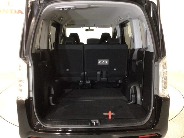 ステップワゴンスパーダ パワーエディション　１年保証　ナビＶＸＭ－１３５ＶＦＮｉ　ＴＶ　Ｒカメラ　ＣＤ録音　ＤＶＤ　ＥＴＣ　ＨＩＤ　両側電動ドア　ＶＳＡ　アルミ　キ－レス　盗難防止装置　整備記録簿　ＡＡＣ　ドアバイザ－　Ｗエアバッグ　横滑り防止（19枚目）