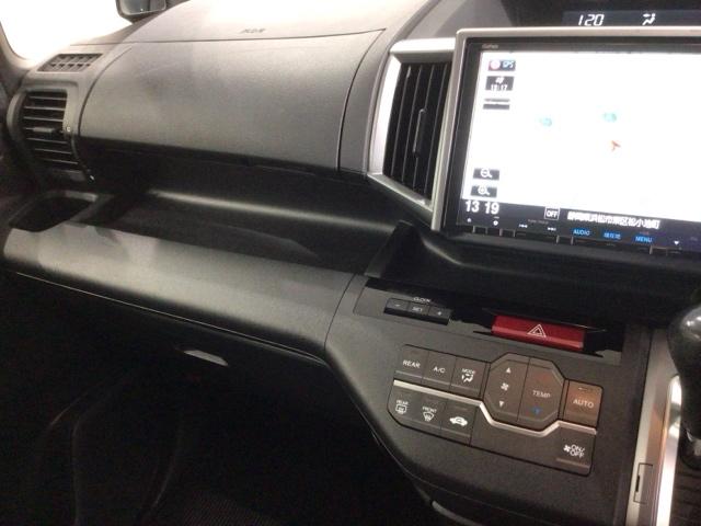 ステップワゴンスパーダ パワーエディション　１年保証　ナビＶＸＭ－１３５ＶＦＮｉ　ＴＶ　Ｒカメラ　ＣＤ録音　ＤＶＤ　ＥＴＣ　ＨＩＤ　両側電動ドア　ＶＳＡ　アルミ　キ－レス　盗難防止装置　整備記録簿　ＡＡＣ　ドアバイザ－　Ｗエアバッグ　横滑り防止（25枚目）