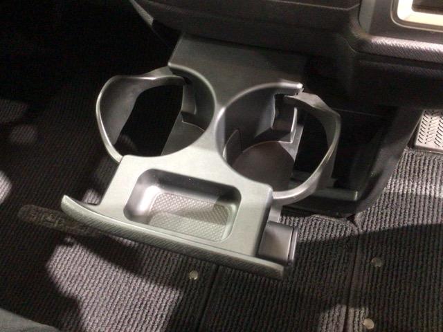 ステップワゴンスパーダ パワーエディション　１年保証　ナビＶＸＭ－１３５ＶＦＮｉ　ＴＶ　Ｒカメラ　ＣＤ録音　ＤＶＤ　ＥＴＣ　ＨＩＤ　両側電動ドア　ＶＳＡ　アルミ　キ－レス　盗難防止装置　整備記録簿　ＡＡＣ　ドアバイザ－　Ｗエアバッグ　横滑り防止（28枚目）