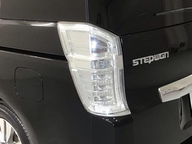 ステップワゴンスパーダ パワーエディション　１年保証　ナビＶＸＭ－１３５ＶＦＮｉ　ＴＶ　Ｒカメラ　ＣＤ録音　ＤＶＤ　ＥＴＣ　ＨＩＤ　両側電動ドア　ＶＳＡ　アルミ　キ－レス　盗難防止装置　整備記録簿　ＡＡＣ　ドアバイザ－　Ｗエアバッグ　横滑り防止（44枚目）