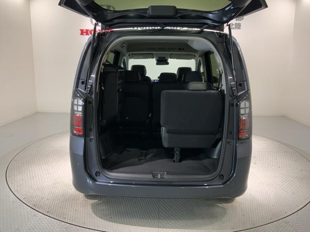 フリード エアーＥＸ　Ｈ　ＳＥＮＳＩＮＧ　新車保証　試乗車　ワンオ－ナ－　ナビＬＸＵ－２４２ＶＦＮｉ　Ｒカメラ　ＢＴオ－ディオ　ＥＴＣ　ＬＥＤライト　両側電動ドア　ＶＳＡ　シ－トヒ－タ－　クルコン　アルミ　スマ－トキ－（36枚目）