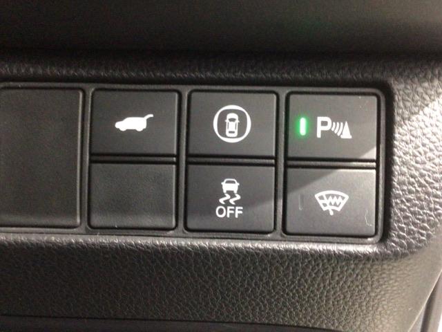 ヴェゼル ｅ：ＨＥＶＺ　Ｈ　ＳＥＮＳＩＮＧ　最長５年保証　ワンオ－ナ－　純正ナビ　ＴＶ　Ｒカメラ　ＢＴオ－ディオ　ＥＴＣ　ＬＥＤライト　ＶＳＡ　シ－トヒ－タ－　クルコン　アルミ　スマ－トキ－　盗難防止装置　整備記録簿　ＡＡＣ（14枚目）