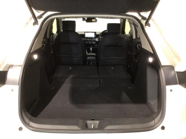 ヴェゼル ｅ：ＨＥＶＺ　Ｈ　ＳＥＮＳＩＮＧ　最長５年保証　ワンオ－ナ－　純正ナビ　ＴＶ　Ｒカメラ　ＢＴオ－ディオ　ＥＴＣ　ＬＥＤライト　ＶＳＡ　シ－トヒ－タ－　クルコン　アルミ　スマ－トキ－　盗難防止装置　整備記録簿　ＡＡＣ（19枚目）