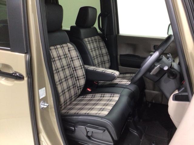 Ｎ－ＢＯＸジョイ ターボ　Ｈ　ＳＥＮＳＩＮＧ　２ト－ン　新車保証　試乗車　ワンオ－ナ－　ナビＬＸＵ－２４２ＮＢｉ　ＴＶ　Ｒカメラ　ＣＤ録音　ＢＴオ－ディオ　ＤＶＤ　シ－トヒ－タ－　ＥＴＣ　ＬＥＤライト　両側電動ドア　ＶＳＡ（17枚目）