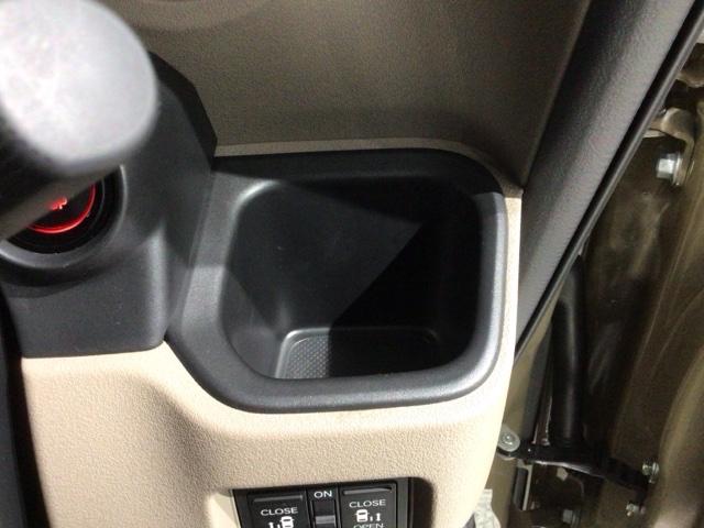 Ｎ－ＢＯＸジョイ ターボ　Ｈ　ＳＥＮＳＩＮＧ　２ト－ン　新車保証　試乗車　ワンオ－ナ－　ナビＬＸＵ－２４２ＮＢｉ　ＴＶ　Ｒカメラ　ＣＤ録音　ＢＴオ－ディオ　ＤＶＤ　シ－トヒ－タ－　ＥＴＣ　ＬＥＤライト　両側電動ドア　ＶＳＡ（24枚目）