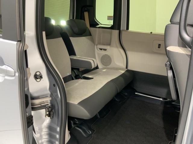 Ｎ－ＢＯＸ ベースグレード　Ｈ　ＳＥＮＳＩＮＧ　新車保証　試乗車　ワンオーナー　ナビＬＸＵ－２４２ＮＢｉ　ＴＶ　Ｒカメラ　ＣＤ録音　ＢＴオ－ディオ　ＤＶＤ　シートヒーター　ＥＴＣ　ＬＥＤライト　ＶＳＡ　両側電動ドア　クルコン（18枚目）