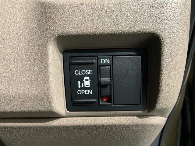 N-BOXジョイ ベースグレード H SENSING 2ト-ン 新車保証 試乗車 ワンオ-ナ- ナビLXU-242NBi TV Rカメラ CD録音 BTオ-ディオ DVD シ-トヒ-タ- ETC LEDライト VSA クルコン AAC(14枚目)