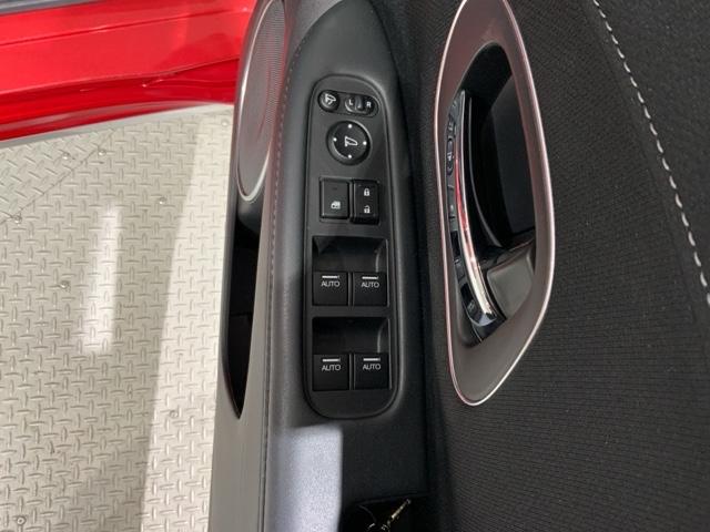 ヴェゼル ハイブリッドＺ・ホンダセンシング　１年保証　ナビＶＸＭ－１７５ＶＦｉ　ＴＶ　Ｒカメラ　ＣＤ録音　ＢＴオ－ディオ　ＤＶＤ　ＥＴＣ　ＬＥＤライト　ＶＳＡ　シ－トヒ－タ－　アルミ　スマ－トキ－　スペアキー　盗難防止装置　整備記録簿　ＡＡＣ（15枚目）