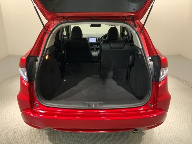 ヴェゼル ハイブリッドＺ・ホンダセンシング　１年保証　ナビＶＸＭ－１７５ＶＦｉ　ＴＶ　Ｒカメラ　ＣＤ録音　ＢＴオ－ディオ　ＤＶＤ　ＥＴＣ　ＬＥＤライト　ＶＳＡ　シ－トヒ－タ－　アルミ　スマ－トキ－　スペアキー　盗難防止装置　整備記録簿　ＡＡＣ（36枚目）