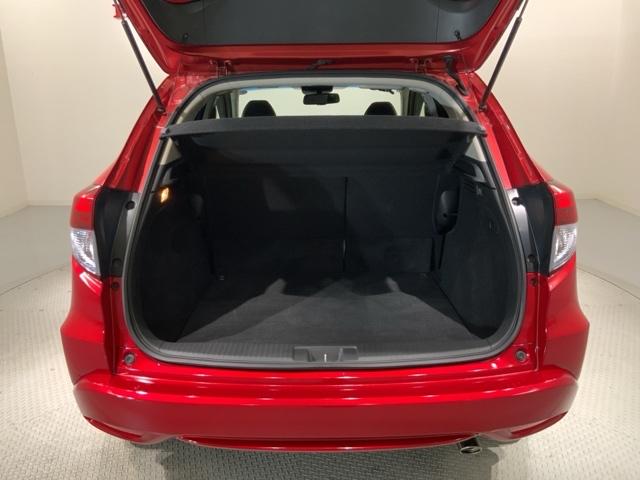 ヴェゼル ハイブリッドＺ・ホンダセンシング　１年保証　ナビＶＸＭ－１７５ＶＦｉ　ＴＶ　Ｒカメラ　ＣＤ録音　ＢＴオ－ディオ　ＤＶＤ　ＥＴＣ　ＬＥＤライト　ＶＳＡ　シ－トヒ－タ－　アルミ　スマ－トキ－　スペアキー　盗難防止装置　整備記録簿　ＡＡＣ（37枚目）