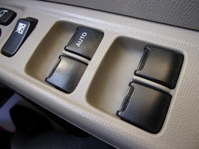 L Tチェーン 禁煙車 プッシュスタート スマートキー Tチェーン 禁煙車 プッシュスタート スマートキー キーレス 盗難防止装置 衝突安全ボディ フルフラットシート ベンチシート ABS Wエアバック PS PW(47枚目)
