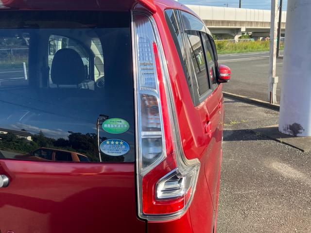eKカスタム Tセーフティパッケージ 4WD ターボ 禁煙車 運転席シートヒーター ドラレコ スマートキー HIDヘッド  オートライト オートエアコン 純正15インチアルミ(14枚目)