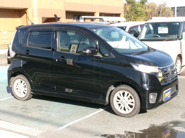 デイズ ハイウェイスター　Ｘ　ユーザー様買取車／フルセグナビ／ＨＩＤ／アラウンドビューモニター／全方位カメラ／バックカメラ／オートエアコン／プッシュスタート／インテリキー／Ｔチェーン／車検整備付／全国対応走行距離無制限１年保証付（4枚目）