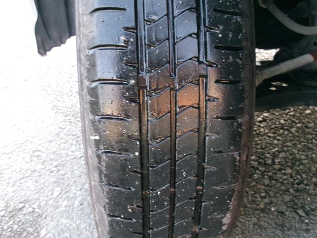 ムーヴ カスタム　Ｘリミテッド　ＴＶナビ／バックカメラ／プッシュスタート／インテリキー／ＨＩＤ／オートエアコン／タイミングチェーン／検Ｒ９．２．２０／全国対応走行距離無制限１年保証付／エアコン保証（8枚目）