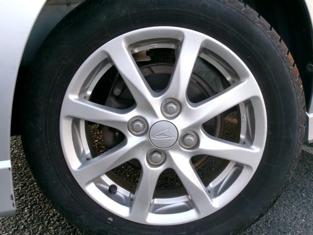 ムーヴ カスタム　Ｘリミテッド　ＴＶナビ／バックカメラ／プッシュスタート／インテリキー／ＨＩＤ／オートエアコン／タイミングチェーン／検Ｒ９．２．２０／全国対応走行距離無制限１年保証付／エアコン保証（9枚目）