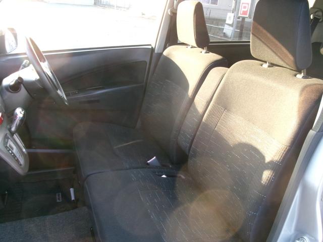 ムーヴ カスタム　Ｘリミテッド　ＴＶナビ／バックカメラ／プッシュスタート／インテリキー／ＨＩＤ／オートエアコン／タイミングチェーン／検Ｒ９．２．２０／全国対応走行距離無制限１年保証付／エアコン保証（12枚目）