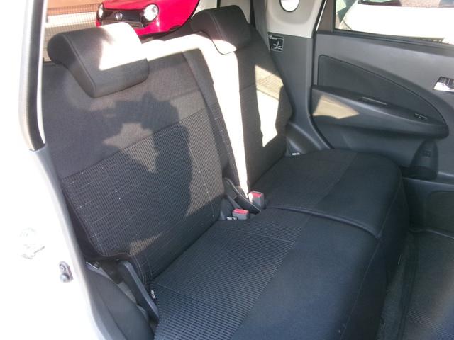 ムーヴ カスタム　ＲＳ　ターボ／フルセグＴＶナビ／ＨＩＤ／プッシュスタート／インテリキー／純正ＭＯＭＯステアリング／オートエアコン／タイミングチェーン／車検整備付／全国対応走行距離無制限１年保証付（16枚目）