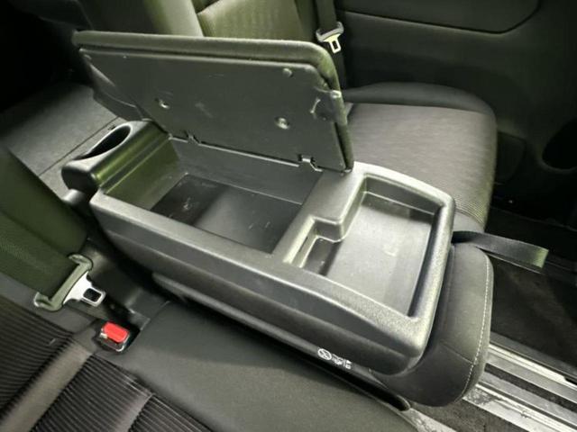 セレナ ハイウェイスターＶセレクション　新品タイヤ／保証書／純正　８インチ　メモリーナビ／エマージェンシーブレーキ／ハンズフリー両側電動スライドドア／アラウンドビューモニター／車線逸脱防止支援システム／プロパイロット　衝突被害軽減システム（30枚目）