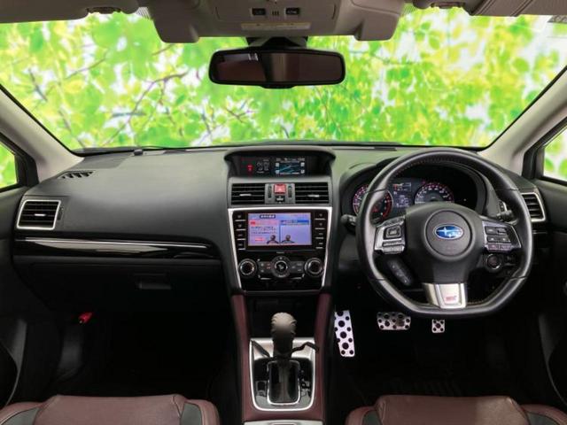 レヴォーグ ４ＷＤ２．０ＳＴＩスポーツアイサイト　保証書／純正　ＳＤナビ／アイサイト／シート　フルレザー／ヘッドランプ　ＬＥＤ／Ｂｌｕｅｔｏｏｔｈ接続／ＥＴＣ／ＥＢＤ付ＡＢＳ／横滑り防止装置／サイドモニター／バックモニター／フルセグＴＶ　革シート（6枚目）