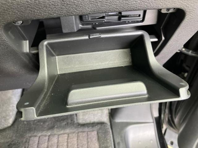 セレナ ハイウェイスターV 新品タイヤ/純正 10インチ メモリーナビ/エマージェンシーブレーキ/ハンズフリー両側電動スライドドア/アラウンドビューモニター/車線逸脱防止支援システム/プロパイロット/ドライブレコーダー 前後(40枚目)