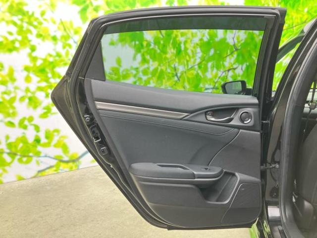 ＷＥＣＡＲＳでは各商談席に大型モニターをご用意しております！見やすい大画面でゆったりと全国の在庫をご覧いただけます！是非ご来店お待ちしております！