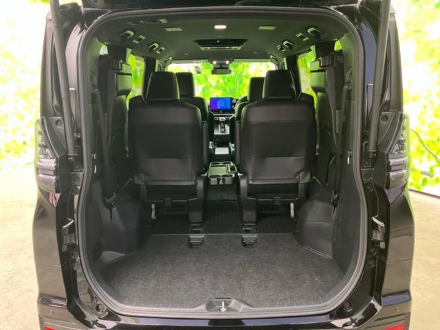 ヴォクシー ハイブリッドＳ－Ｚ　ディスプレイオーディオ＋ナビ１０．５インチ／フリップダウンモニター　純正　１４インチ／トヨタセーフティセンス／両側電動スライドドア／シートヒーター　前席／車線逸脱防止支援システム　衝突被害軽減システム（20枚目）