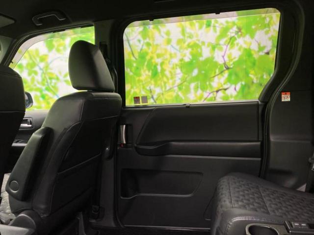 ヴォクシー ハイブリッドＳ－Ｚ　ディスプレイオーディオ＋ナビ１０．５インチ／フリップダウンモニター　純正　１４インチ／トヨタセーフティセンス／両側電動スライドドア／シートヒーター　前席／車線逸脱防止支援システム　衝突被害軽減システム（22枚目）