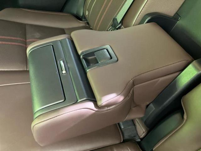 RX 4WD RX450hバージョンL サンルーフ/保証書/純正 12.3インチ メモリーナビ/プリクラッシュセーフティ/シートヒーター/パノラミックビューモニター/車線逸脱防止支援システム/シート フルレザー/電動バックドア 革シート(30枚目)