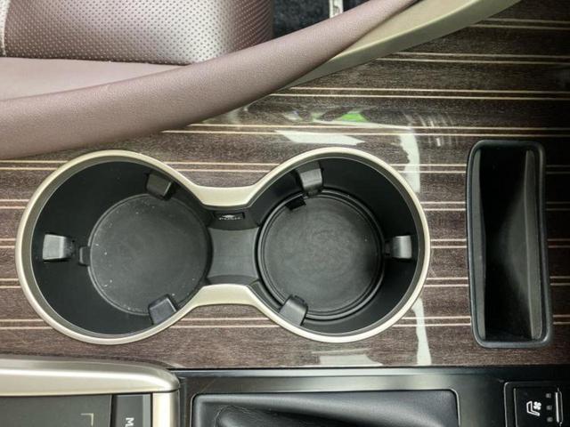 RX 4WD RX450hバージョンL サンルーフ/保証書/純正 12.3インチ メモリーナビ/プリクラッシュセーフティ/シートヒーター/パノラミックビューモニター/車線逸脱防止支援システム/シート フルレザー/電動バックドア 革シート(42枚目)