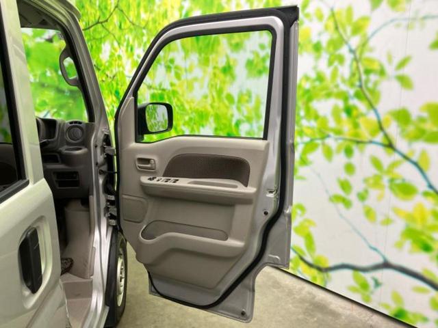 NV100クリッパーバン 4WD GX 保証書/EBD付ABS/禁煙車/エアバッグ 運転席/エアバッグ 助手席/パワーウインドウ/キーレスエントリー/パワーステアリング/ワンオーナー/マニュアルエアコン/取扱説明書/ユーザー買取車 4WD(22枚目)