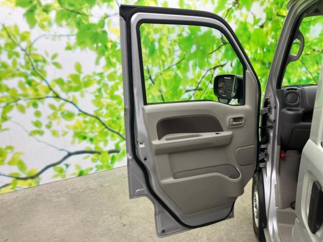NV100クリッパーバン 4WD GX 保証書/EBD付ABS/禁煙車/エアバッグ 運転席/エアバッグ 助手席/パワーウインドウ/キーレスエントリー/パワーステアリング/ワンオーナー/マニュアルエアコン/取扱説明書/ユーザー買取車 4WD(24枚目)
