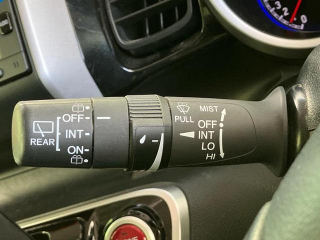 Ｎ－ＢＯＸカスタム ＳＳブラックスタイルパッケージ　新品タイヤ／保証書／純正　ＳＤナビ／シティーブレーキアクティブシステム（ホンダ）／両側電動スライドドア／シートヒーター　前席／ヘッドランプ　ＨＩＤ／Ｂｌｕｅｔｏｏｔｈ接続／ＥＴＣ　ワンオーナー（16枚目）