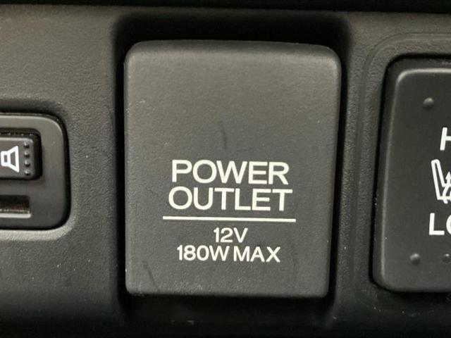 Ｎ－ＢＯＸカスタム ＳＳブラックスタイルパッケージ　新品タイヤ／保証書／純正　ＳＤナビ／シティーブレーキアクティブシステム（ホンダ）／両側電動スライドドア／シートヒーター　前席／ヘッドランプ　ＨＩＤ／Ｂｌｕｅｔｏｏｔｈ接続／ＥＴＣ　ワンオーナー（34枚目）