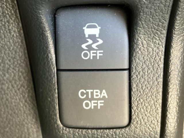 Ｎ－ＢＯＸカスタム ＳＳブラックスタイルパッケージ　新品タイヤ／保証書／純正　ＳＤナビ／シティーブレーキアクティブシステム（ホンダ）／両側電動スライドドア／シートヒーター　前席／ヘッドランプ　ＨＩＤ／Ｂｌｕｅｔｏｏｔｈ接続／ＥＴＣ　ワンオーナー（38枚目）