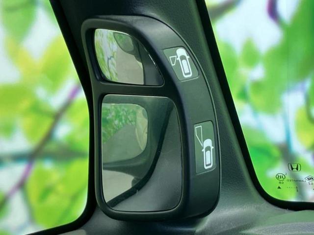 Ｎ－ＢＯＸカスタム ＳＳブラックスタイルパッケージ　新品タイヤ／保証書／純正　ＳＤナビ／シティーブレーキアクティブシステム（ホンダ）／両側電動スライドドア／シートヒーター　前席／ヘッドランプ　ＨＩＤ／Ｂｌｕｅｔｏｏｔｈ接続／ＥＴＣ　ワンオーナー（43枚目）