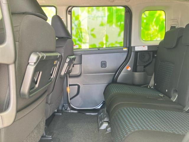 ルーミー カスタムＧ－Ｔ　保証書／ディスプレイオーディオ９インチ／スマートアシスト（トヨタ・ダイハツ）／両側電動スライドドア／シートヒーター　前席／パノラミックビューモニター／車線逸脱防止支援システム／登録済未使用車　ターボ（8枚目）