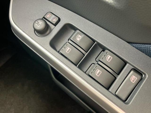 ルーミー カスタムＧ－Ｔ　保証書／ディスプレイオーディオ９インチ／スマートアシスト（トヨタ・ダイハツ）／両側電動スライドドア／シートヒーター　前席／パノラミックビューモニター／車線逸脱防止支援システム／登録済未使用車　ターボ（32枚目）