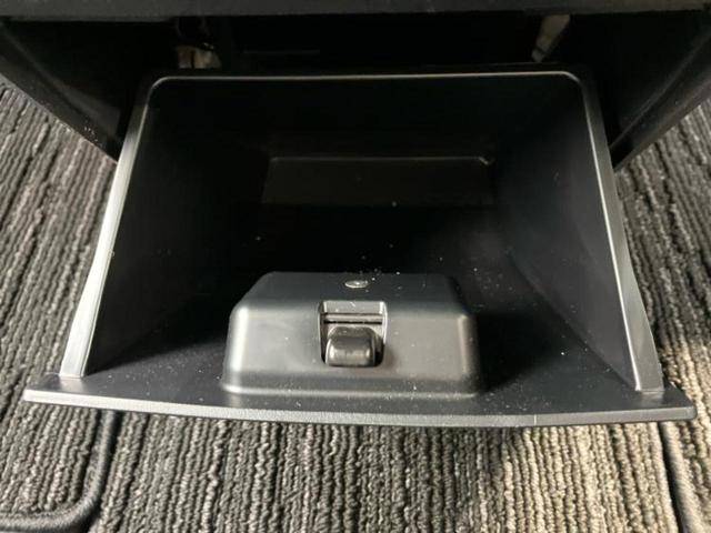 ヴェルファイア ゴールデンアイズ2 サンルーフ/保証書/ディスプレイオーディオ+ナビ9インチ/トヨタセーフティセンス/両側電動スライドドア/車線逸脱防止支援システム/シート ハーフレザー/電動バックドア/ドライブレコーダー 前後 ETC(40枚目)